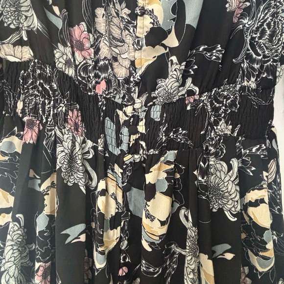 City Chic Floral Black Maxi Dress - Picture 6 of 8